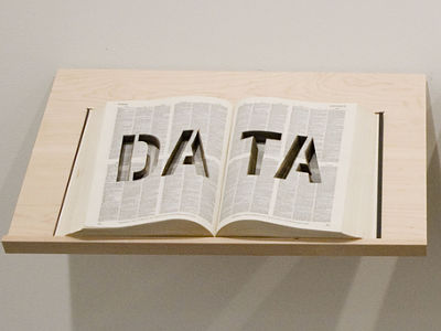 Data open book