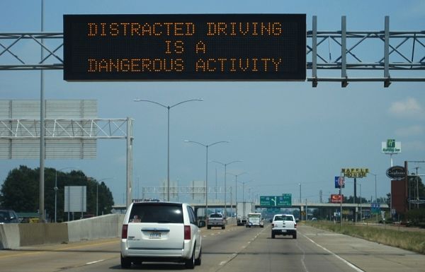 Distracted riving warning