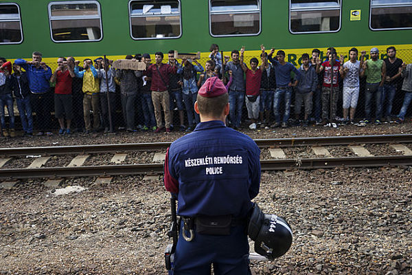 Syrian_refugees_in Budapest