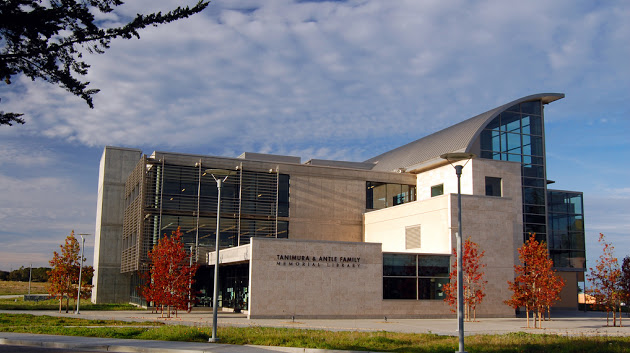 CSU Monterey Bay library