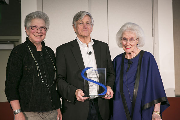 Nominate a Distinguished Social Scientist for SAGE-CASBS Award