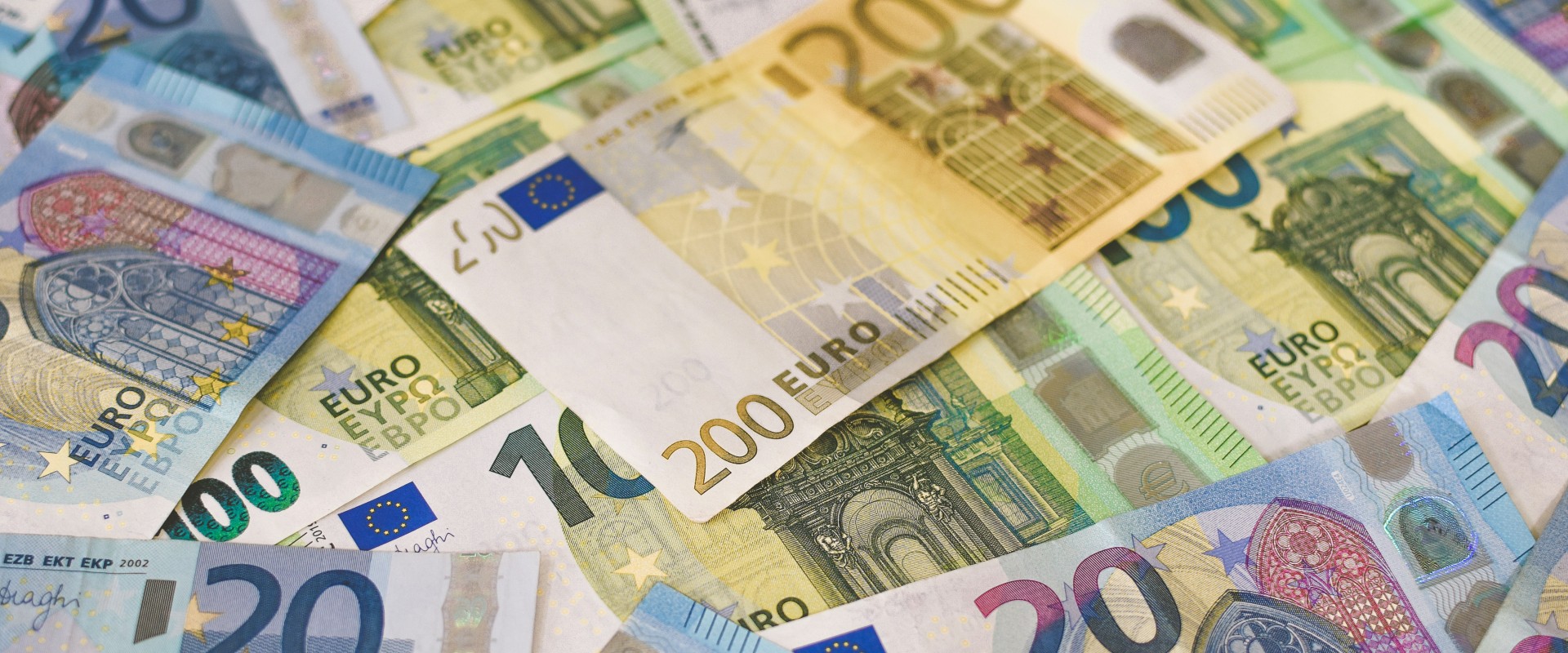 Wash of Euro notes creating an unbroken landscape