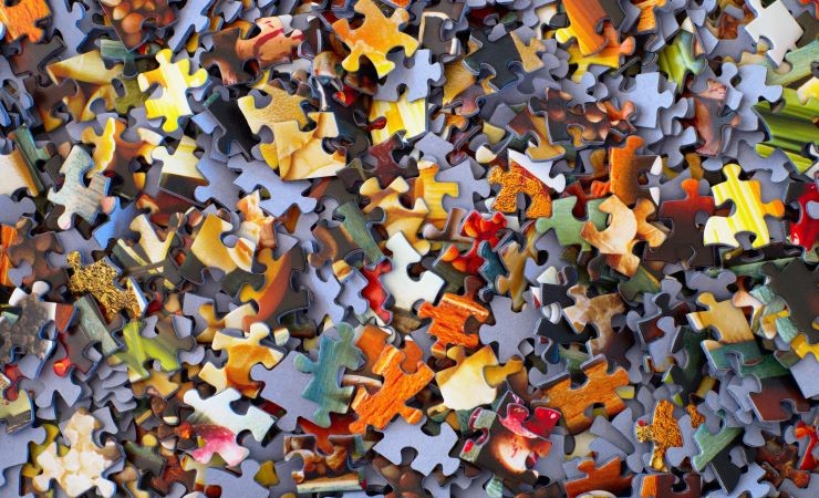 Image: jigsaw puzzle pieces.
